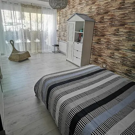 Nyaraló Escapade Charentaise *